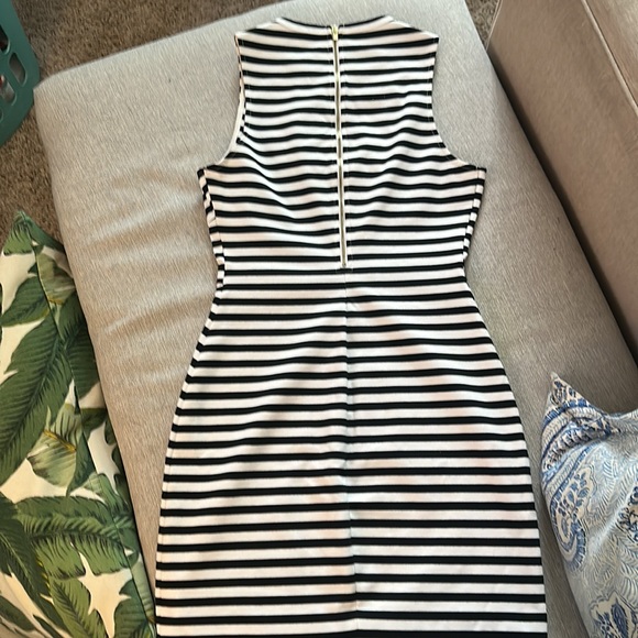 Express bodycon dress - Picture 4 of 9